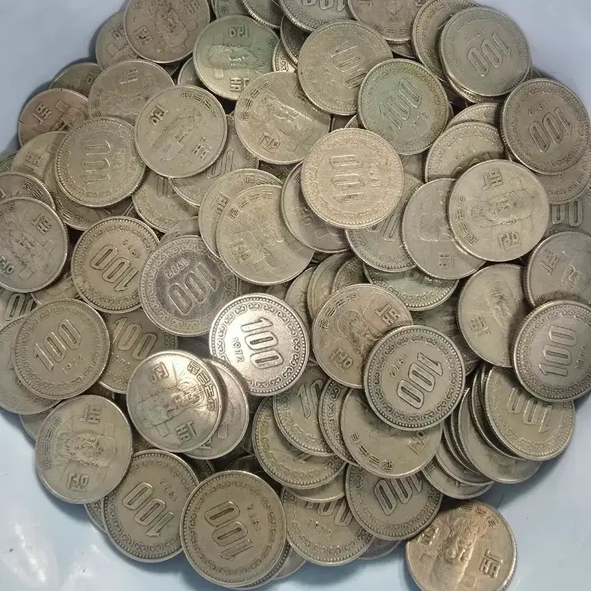 [BUNJANG] 1972 South Korean 100 Won Coin - Special Year (242 pieces) / 100원 동전 72년 특년 242개