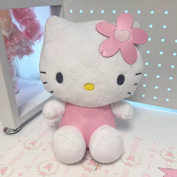 [BUNJANG] Sanrio Hello Kitty Quilting Doll (Last Prize) / 키티 쿠지 라스트상 퀄팅 인형