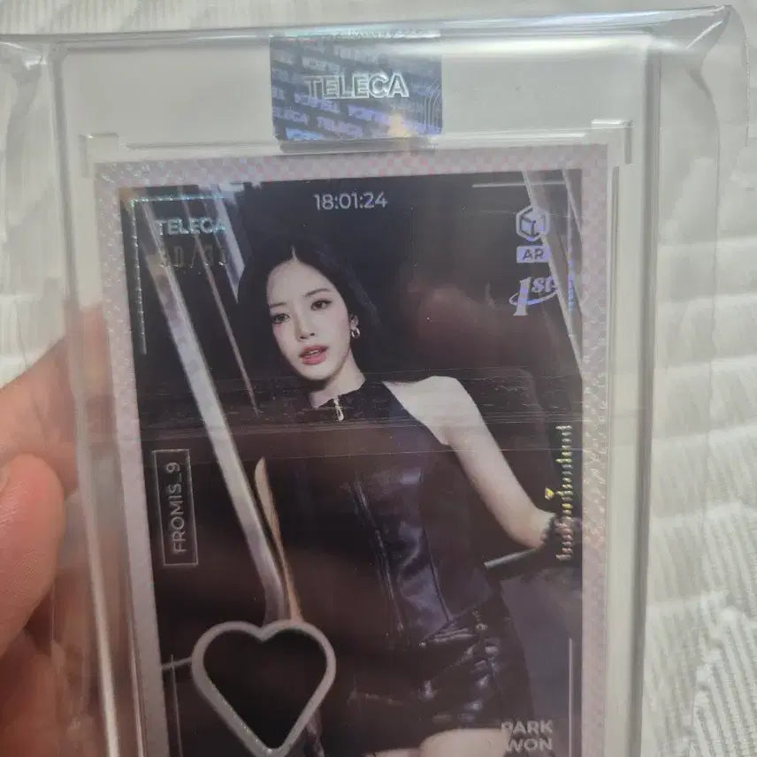 [BUNJANG] fromis_9 Jiwon Relic Limited Edition Photocard 30/30 / 프로미스나인 박지원 렐릭 30한정  30/30
