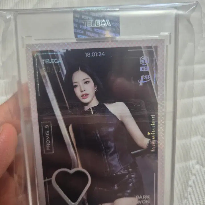 [BUNJANG] fromis_9 Jiwon Relic Limited Edition Photocard 30/30 / 프로미스나인 박지원 렐릭 30한정  30/30