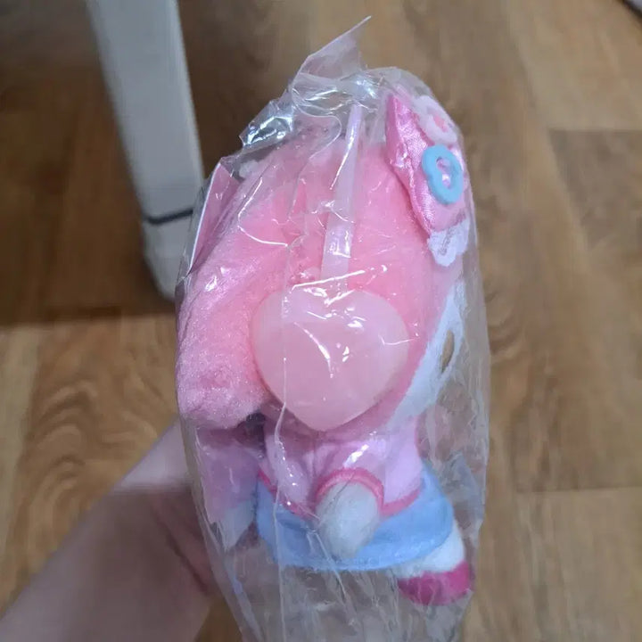 [BUNJANG] Sanrio My Melody Y2K Headset Mascot Plush Doll / 마이멜로디 y2k 헤드셋 마스코트 인형