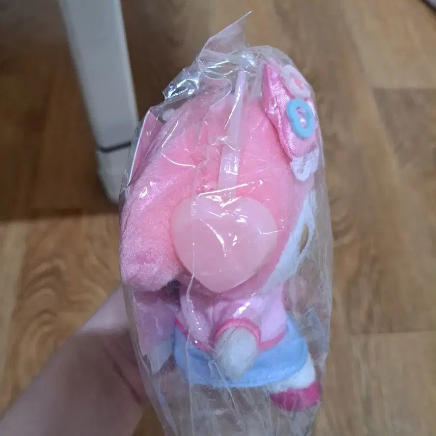 [BUNJANG] Sanrio My Melody Y2K Headset Mascot Plush Doll / 마이멜로디 y2k 헤드셋 마스코트 인형