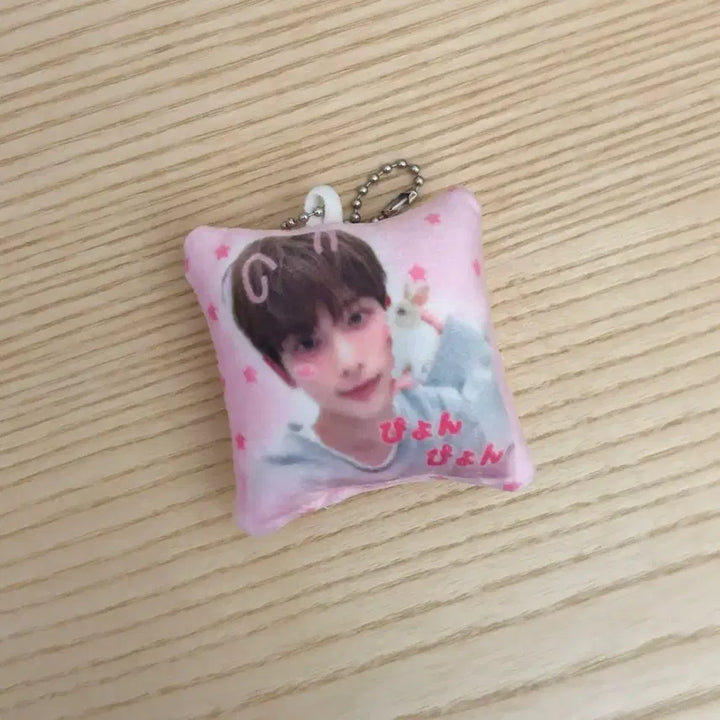 [BUNJANG] &amp;Team Harua Mini Cushion Keychain / 앤팀 &amp;Team 하루아 미니 쿠션 키링