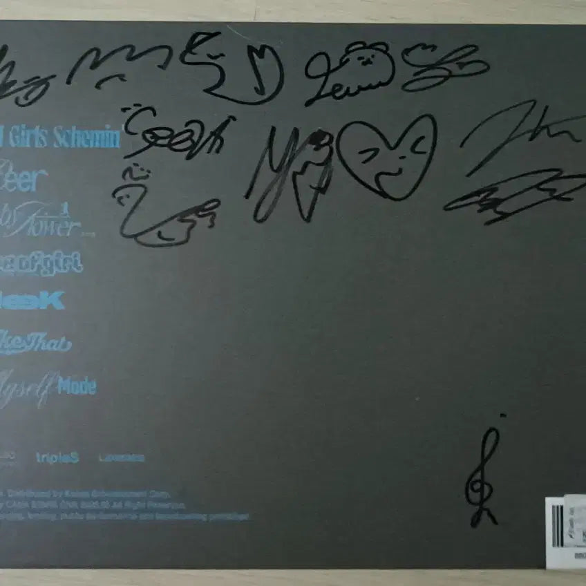 [BUNJANG] tripleS Assemble26 Signed Album / 트리플에스 어셈블26 친필싸인앨범