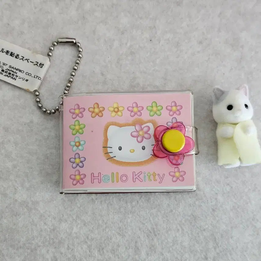 [BUNJANG] Vintage Kahana Hello Kitty Classic Mini Diary Charm / 빈티지 카오하나 헬로키티 고전 수첩 키링 키티수첩 미니 다이어리