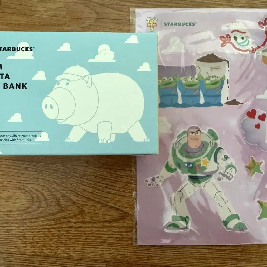 [BUNJANG] Starbucks Toy Story Piggy Bank &amp; Glow-in-the-Dark Sticker Set / 스타벅스 토이스토리 피기뱅크 야광스티커