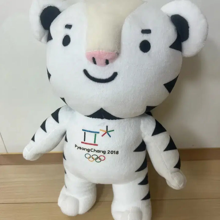 [BUNJANG] Soohorang Mascot Doll - 2018 Pyeongchang Winter Olympics Official / (정품) 2018 올림픽 수호랑 인형