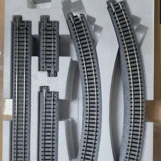 [BUNJANG] Kato V5 Power Pack &amp; 10 Straight Rails (Sealed) / kato  카토 v5+파워팩+직선레일10개(미개봉)판매