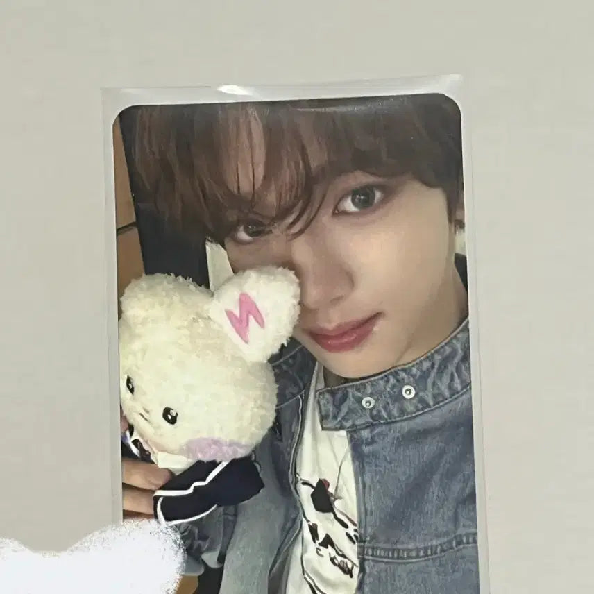 [BUNJANG] Yoonini ZeroNii Han YuJin Photocard (Included) / 교복 유니니 제로니 한유진 (포카 포함)