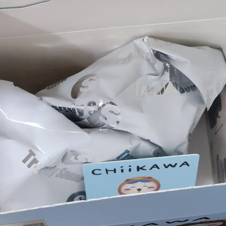 [BUNJANG] Chiikawa Tanuki Stamp Hachiwara / 치이카와 너구리 스탬프 하치와레 판매