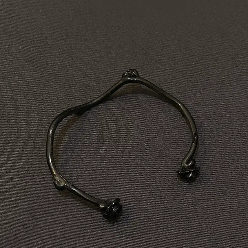 [BUNJANG] Noel Grave x 021 Bracelet / 노엘 Grave x 021 팔찌
