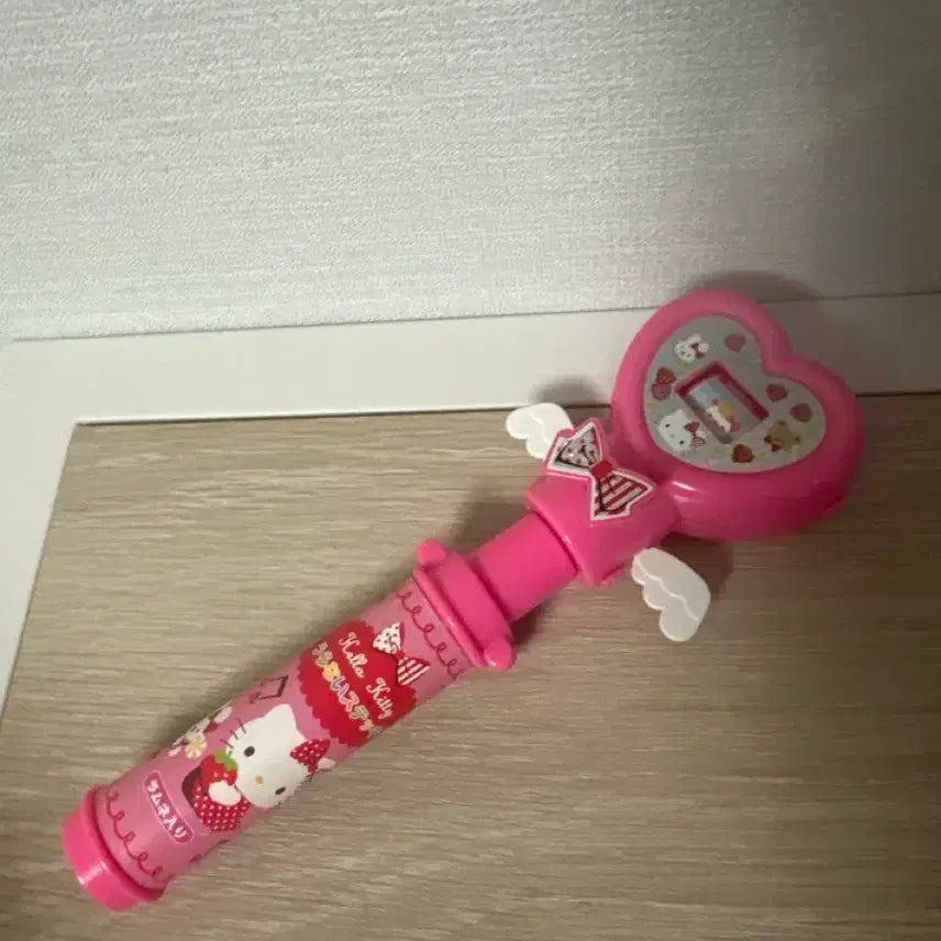 [BUNJANG] Sanrio Angel Hello Kitty Heart Wand Pink / 산리오 엔젤 헬로키티 하트 요술봉 핑크