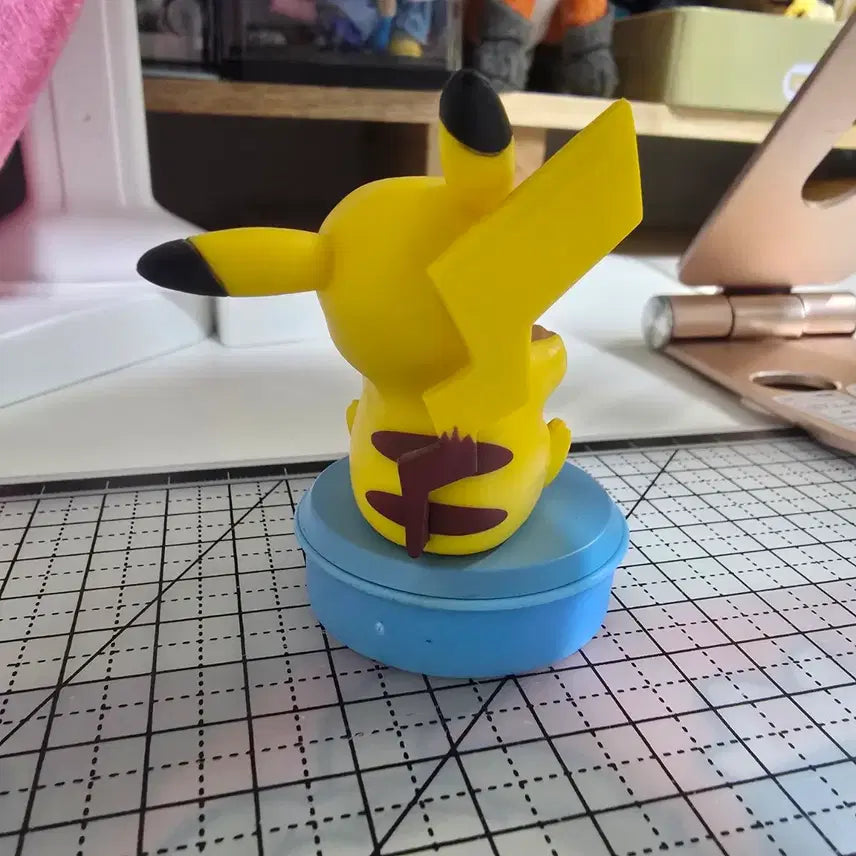 [BUNJANG] Pokemon Metamon Face Pikachu Figure with Stamp / cgv 메타몽 피카츄 피규어(도장)
