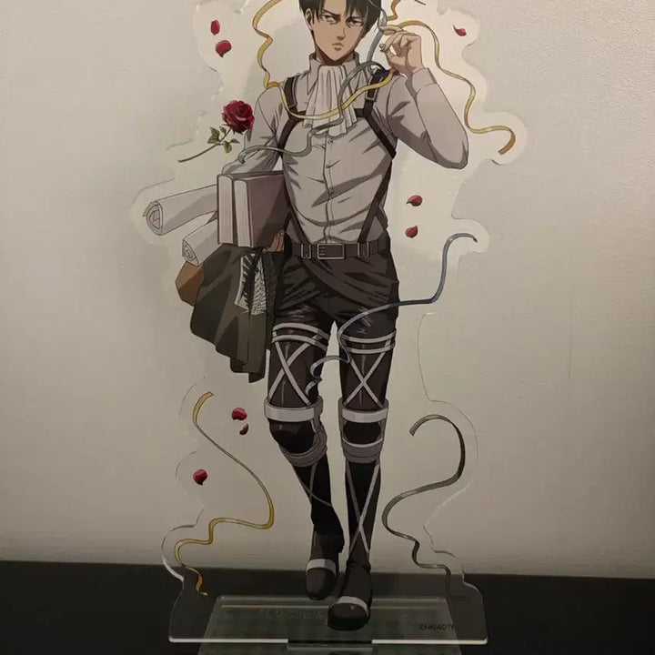 [BUNJANG] Levi Ackerman Acrylic Standee / 리바이 아크릴 판매합니다