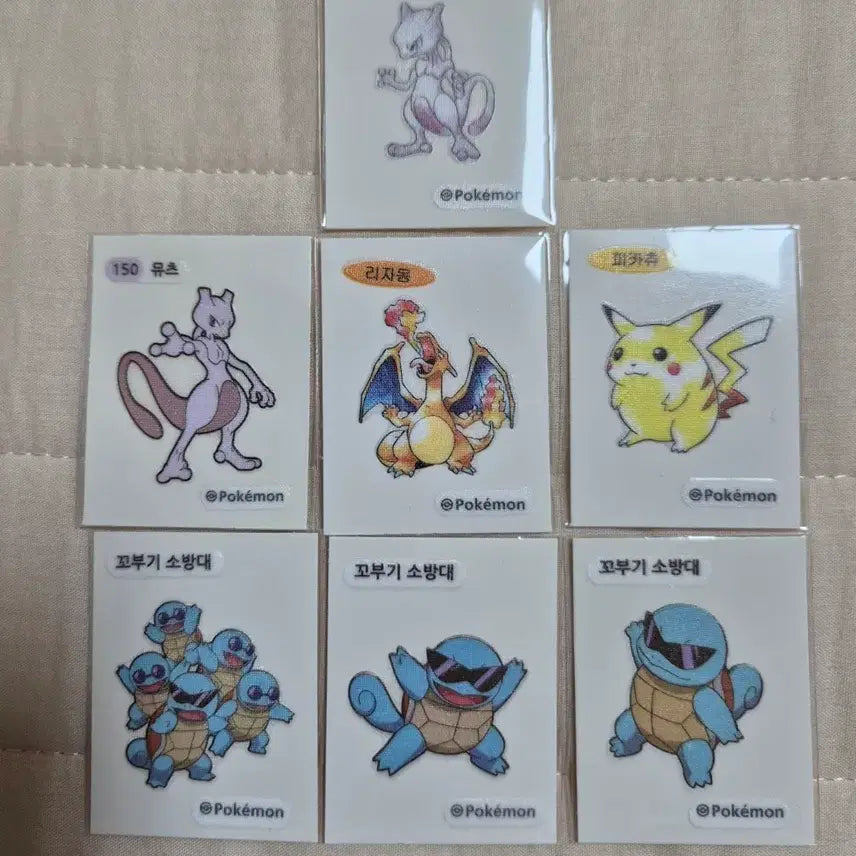 [BUNJANG] Pokemon Stickers Artwork Set Including Mewtwo - Bundle Deal / 포켓몬 띠부씰 아트워크 뮤츠 포함 일괄 판매.