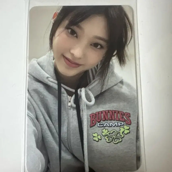 [BUNJANG] NewJeans Haerin Bunnies Camp Photocard / 해린 팬미팅 버니즈 캠프 포카