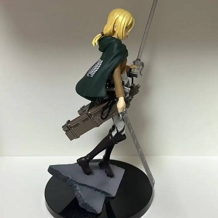 [BUNJANG] Attack on Titan Christa Lenz Historia Figure / 진격의거인 크리스타 렌즈 히스토리아 피규어