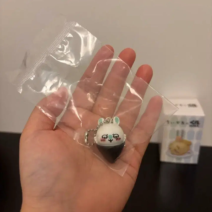 [BUNJANG] Momonga Sushi Keychain / 모몽가 스시 키링