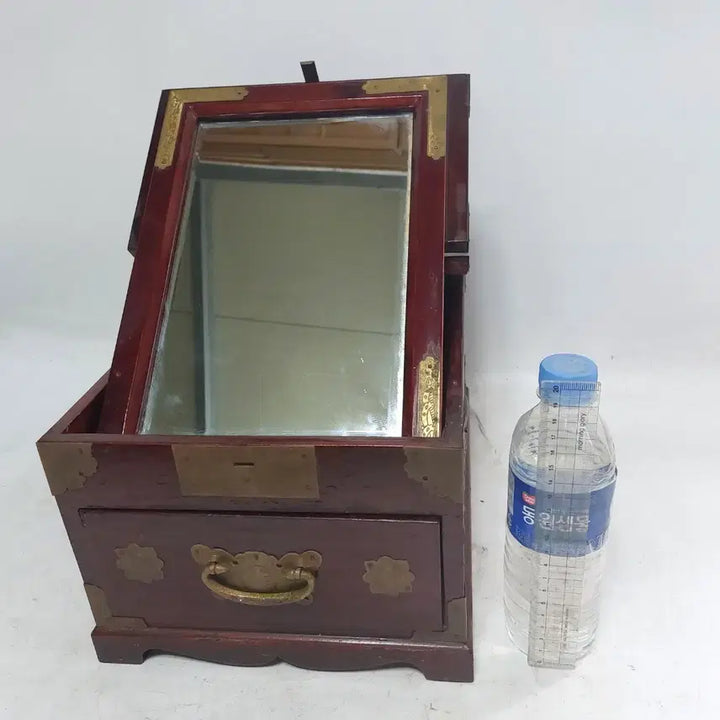 [BUNJANG] Antique Wooden Dressing Table with Mirror and Drawers / 근대사 나무 경대 -거울 서랍장. 민속품.