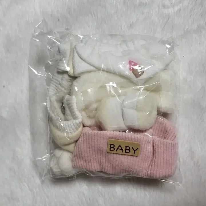 [BUNJANG] 10cm Doll Clothes Winter Beanie Cream Ivory / 10cm 인형옷 야옹캣옷장 겨울비니 크림 아이보리 무속성 솜인형옷