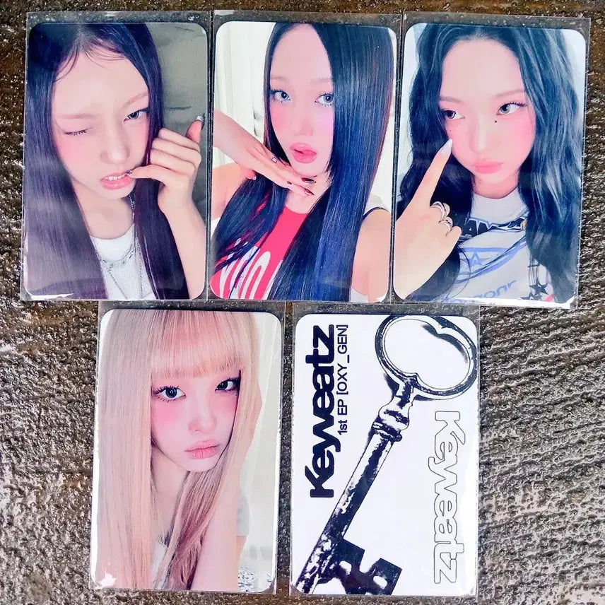 [BUNJANG] Keyveatz Debut Showcase Photocard Set / Keyveatz 데뷔 쇼케 포카 세트
