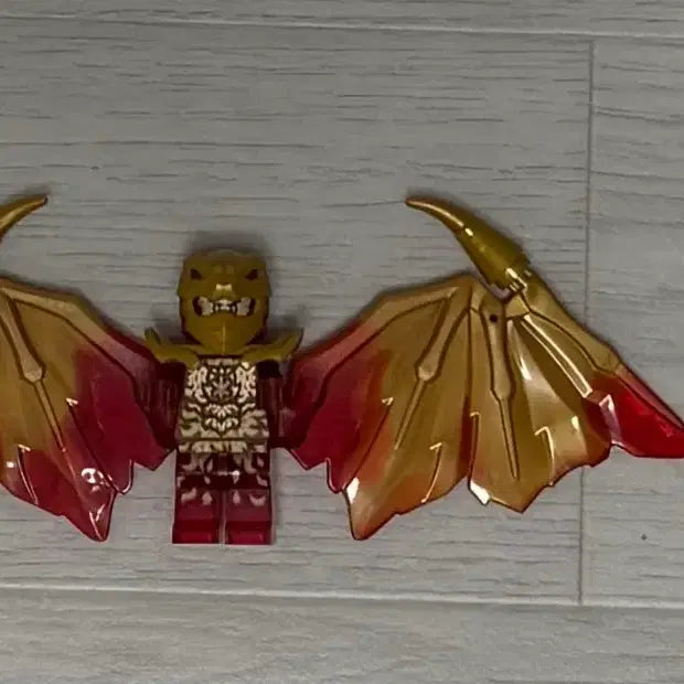 [BUNJANG] LEGO Ninjago Figures (2 Types, Includes Dragon Wings) / 레고 닌자고 피규어 2종 (드래곤 날개 포함)