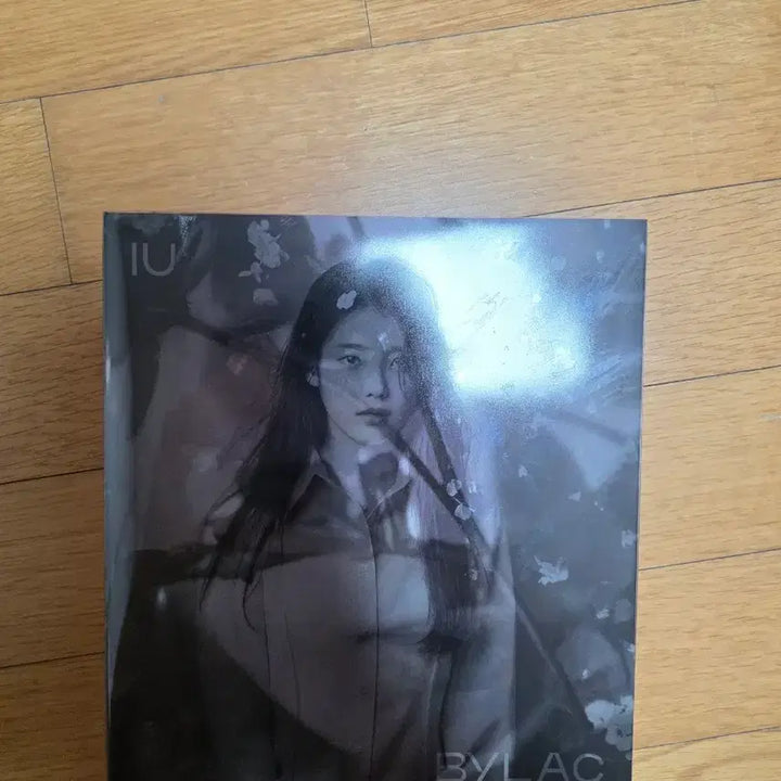 [BUNJANG] IU LaLaLa BYLAC Photocard / 아이유 라일락 BYLAC