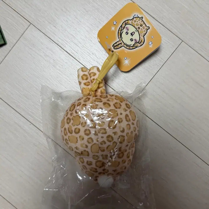 [BUNJANG] Don Quijote x Monchichi Leopard Usagi / 돈키호테 콜라보 먼작귀 호피 우사기