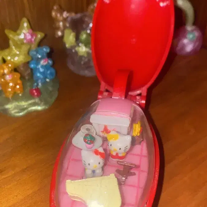 [BUNJANG] Super Rare Vintage Japanese Hello Kitty Figure Keychain / 타임세일)초레어! 일본고전 키티 키링 피규어 똥사이즈 초미니