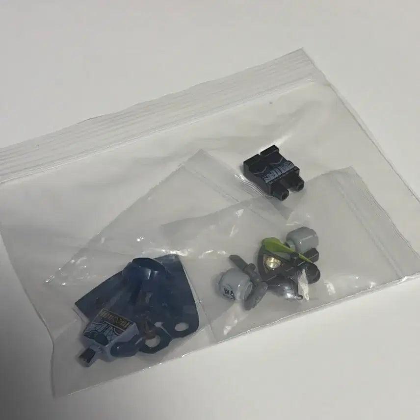 [BUNJANG] LEGO 21348 Dungeons &amp; Dragons Orc Rogue Minifigure (Includes Weapon) / 레고 21348 던전&amp;드래곤 오크 로그 (무기포함)