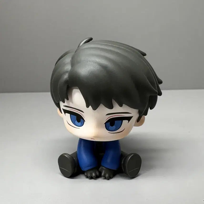 [BUNJANG] Ryujae Gwan Sitting Figure / 괴담출근 괴출 류재관 피규어 팝업 모두앉아 카카페