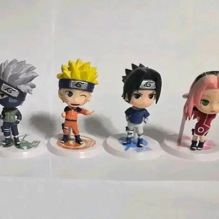 [BUNJANG] Naruto Chibi-큥 Vol. 1 Bundle Set Figures (Kakashi, Sasuke, Sakura) / [4종 일괄] 나루토 치비큥 1탄 미니 피규어 카카시,사스케,사쿠라,나루토