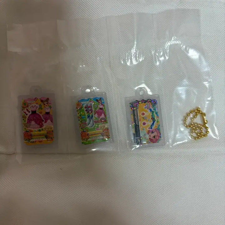 [BUNJANG] Aikatsu! Card Charm - Shirogane Lily / 아이엠스타 아이카츠 가챠 카드 키링 슈 오토메 판매