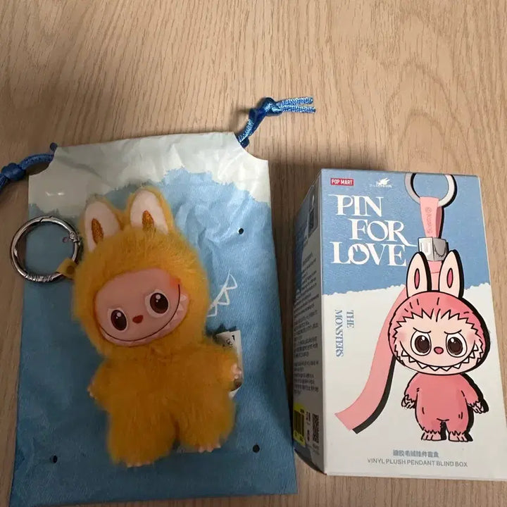 [BUNJANG] Pop Mart Labubu Pin For Love Keychain / 팝마트 라부부 핀포러브 키링 Y