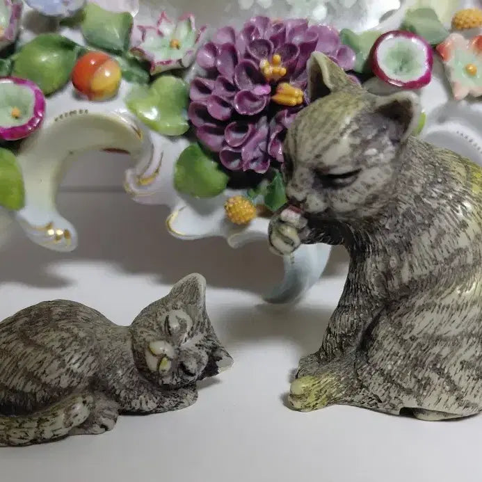[BUNJANG] A. Lucchesi Vintage Resin Mother and Kitten Figurine / Vintage) 이태리 A.Lucchesi작가의빈티지레진 엄마와아기고양이
