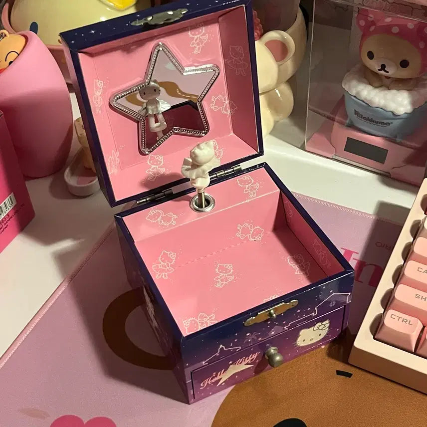 [BUNJANG] Classic Kitty Universal Studios Music Box / 고전키티 유니버셜스튜디오 오르골