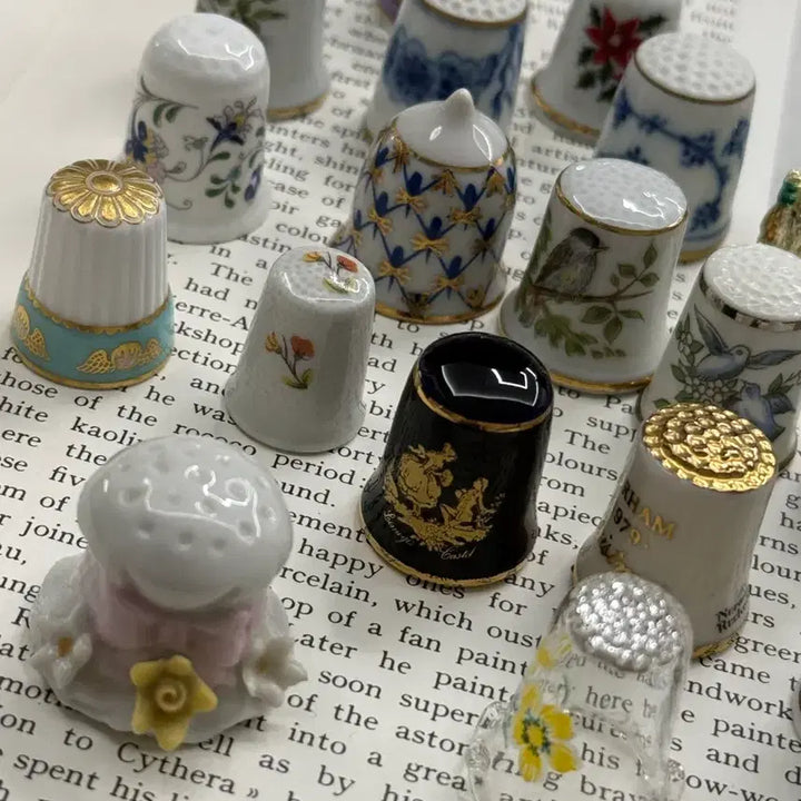 [BUNJANG] Vintage Thimble Set with 20-Slot Wood Rack / 빈티지골무세트 / 골무
