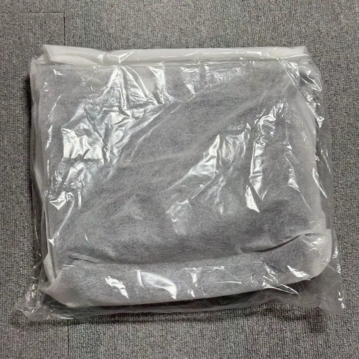 [BUNJANG] DAY6 Wonpil Unfiltered Shoulder Bag + Confetti / [미개봉] 언필터드 숄더백+원필 컨페티  원필가방