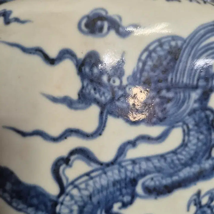 [BUNJANG] Joseon Dynasty White Porcelain Blue-and-White Vase with Dragon and Phoenix Motif / 청화 백자 양이 용 봉황문 사방 편병