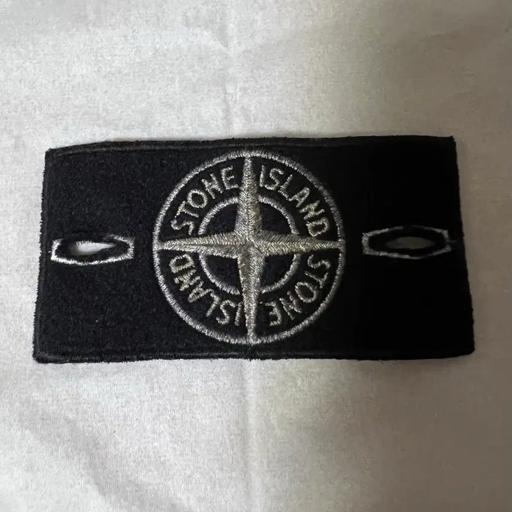 [BUNJANG] Stone Island Reflective Dust Grey Badge / 정품 스톤아일랜드 리플렉티브 더스트 그레이 와펜