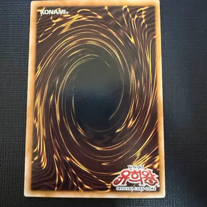 [BUNJANG] Yu-Gi-Oh! Black Magician Girl SD6-KRSE1 (Diagonal Slash Secret Rare) Card / 블랙 매지션 걸 SD6-KRSE1(사선시크) (유희왕 카드)