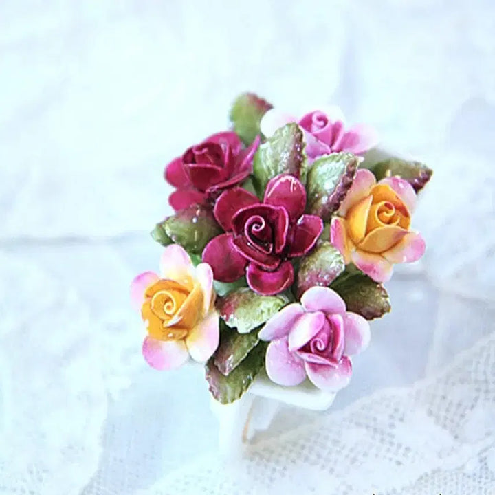 [BUNJANG] Vintage Royal Albert Flower Cart Porcelain Figurine / 빈티지 영국 로얄알버트 꽃수레 포슬린 포지