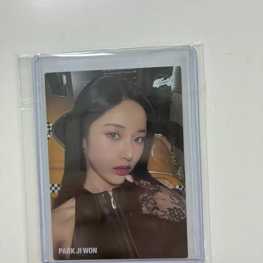 [BUNJANG] fromis_9 Park Ji-won Terzeka Photocard Limited Edition 99 / 프로미스나인 프미나 테레카 박지원 카드 99한정
