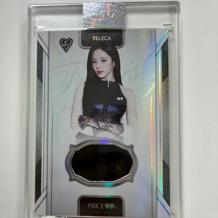 [BUNJANG] fromis_9 Park Ji-won Limited Edition Terakka Patch Card / 프로미스나인 프미나 박지원 리미티드 에디션 테레카 패치 카드