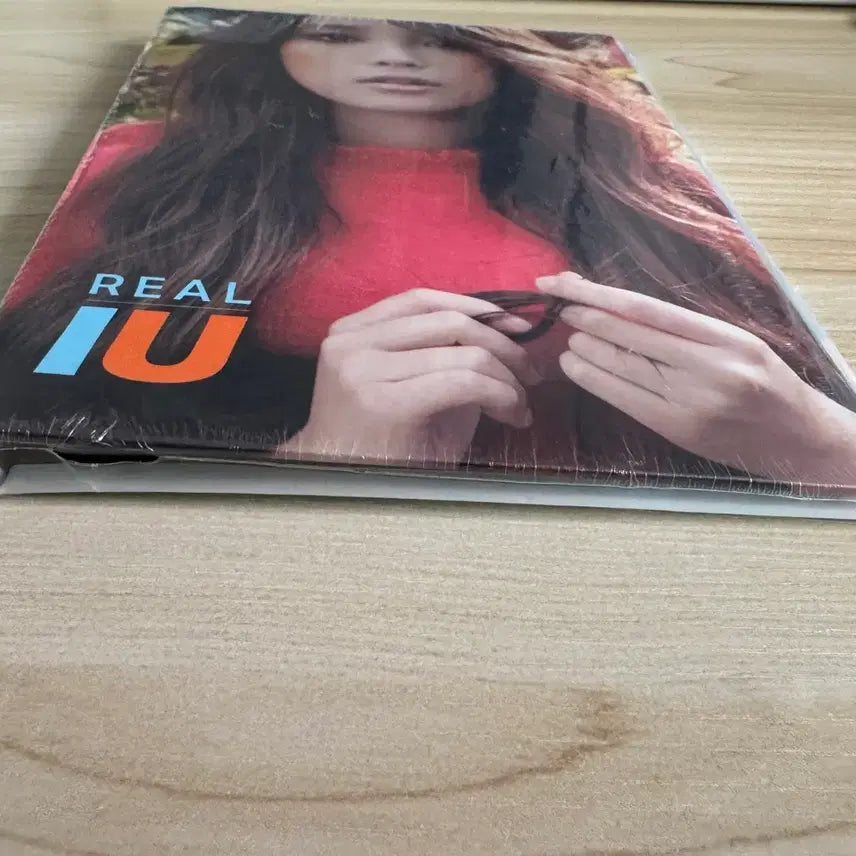 [BUNJANG] IU REAL IU Album (Sealed) / 아이유 REAL IU 앨범 미개봉