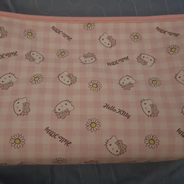 [BUNJANG] Hello Kitty Pink Check Pouch Clutch Bag / 새상품:)헬로키티 패턴 분홍 체크 파우치 클러치백