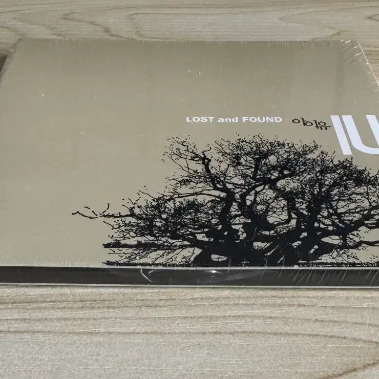 [BUNJANG] IU LOST and FOUND Sealed Album / 아이유 LOST and FOUND 미개봉