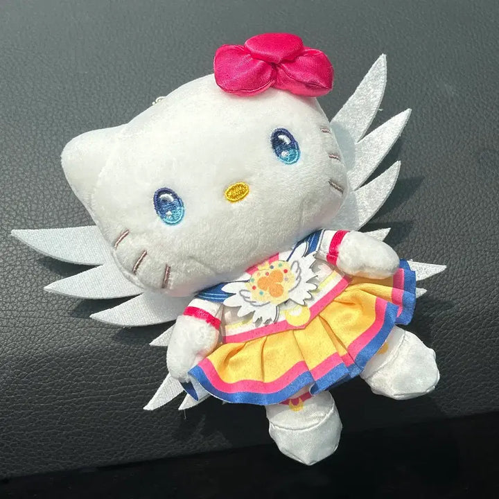 [BUNJANG] Sailor Moon x Hello Kitty Plush Keychain with Wings / 세일러문 헬로키티 인형 키링 산리오 날개