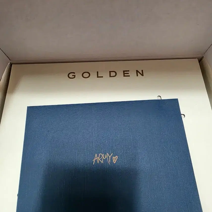 [BUNJANG] Jungkook GOLDEN Showcase Photocard / 정국 GOLDEN 쇼케이스 특전 양도합니다(포카포함)