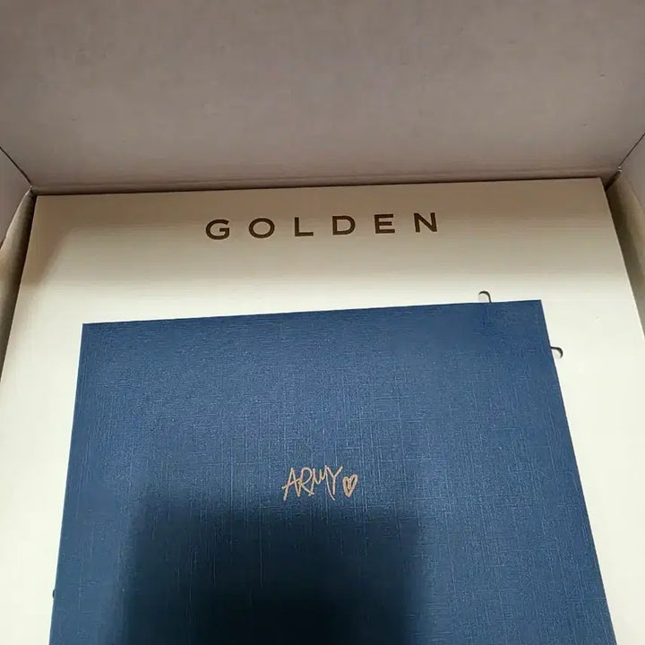 [BUNJANG] Jungkook GOLDEN Showcase Photocard / 정국 GOLDEN 쇼케이스 특전 양도합니다(포카포함)